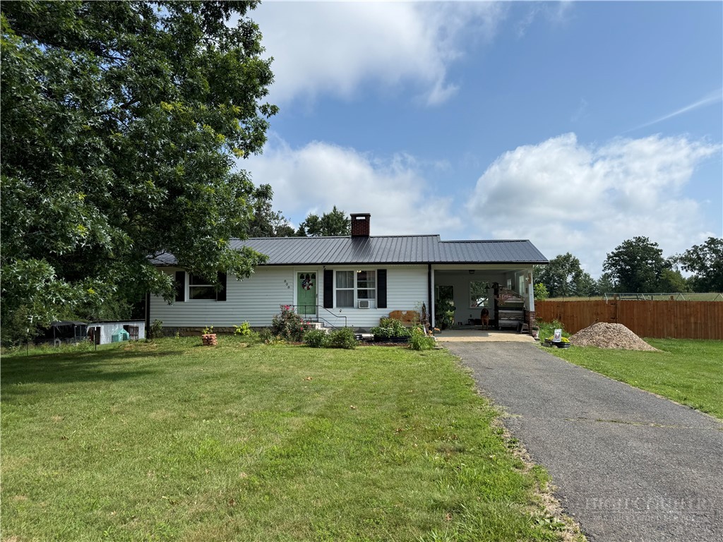 808 Piney Creek School Road — photo