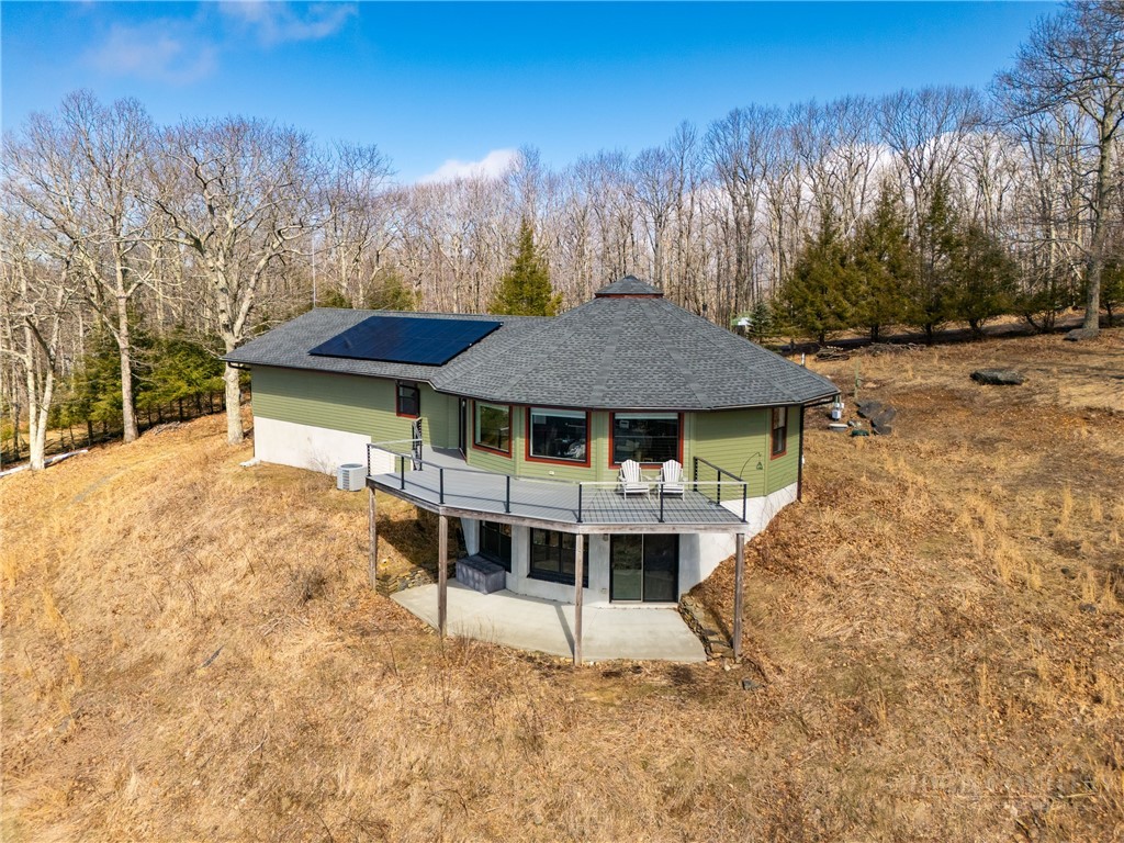448 Howards Knob Road — photo