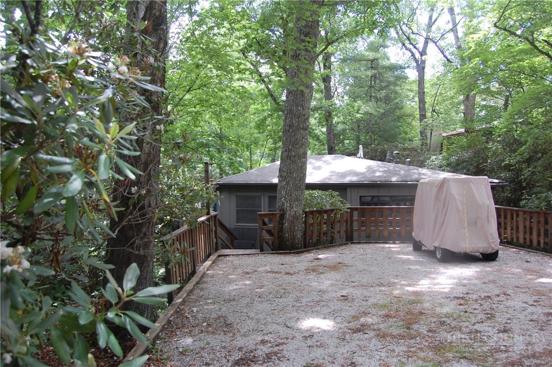 96 Hickory Lane — photo