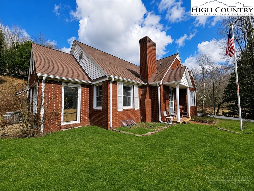 780 Wade Bare Rd — photo