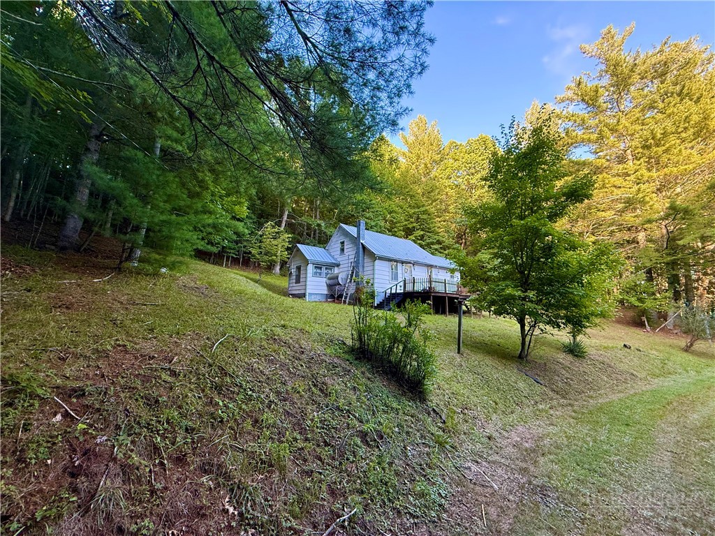 1025 Lue Jones Road — photo