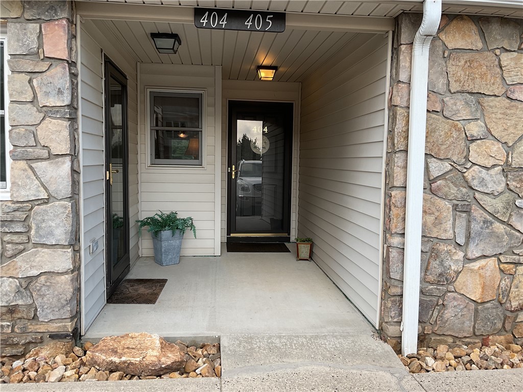 80 Club Villa Drive 404 — photo