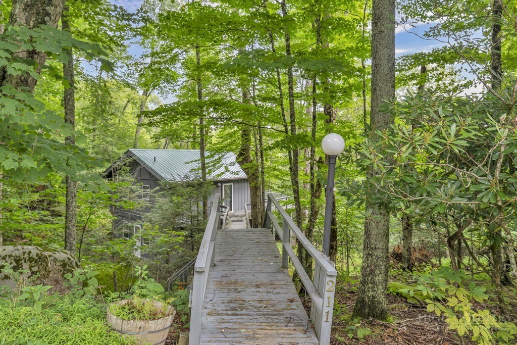211 Foxgrape Hollow — photo