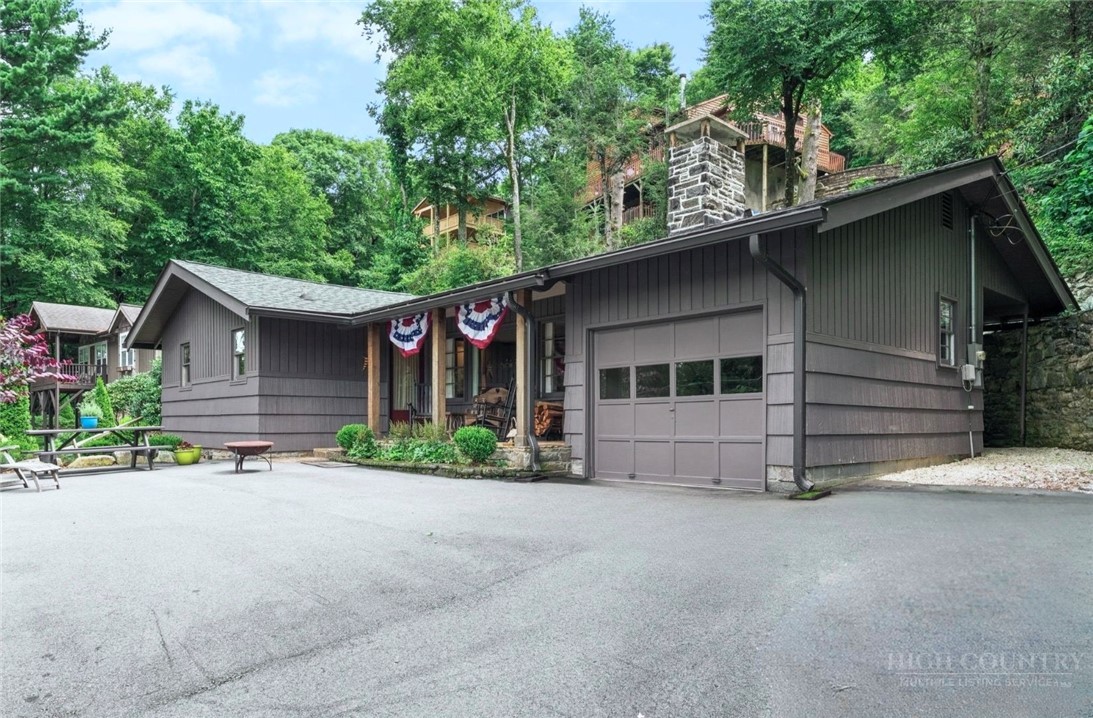 168 Mountain View Drive — photo