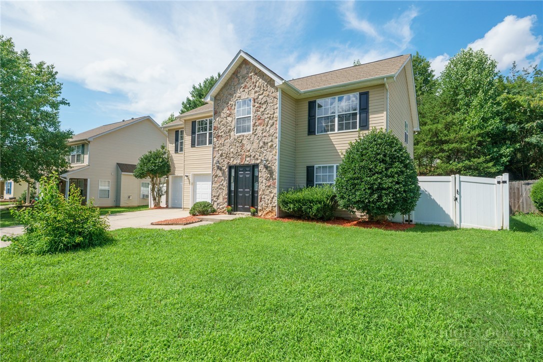 2646 Amber Crest Drive — photo