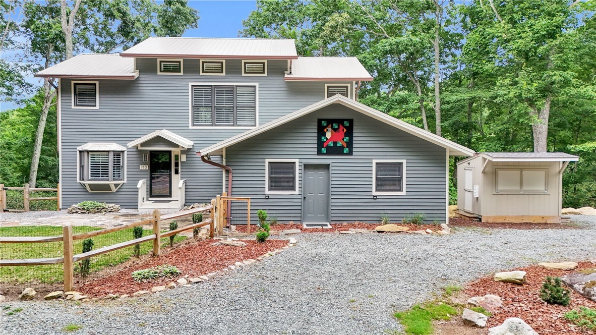 710 Pine Ridge Road — photo