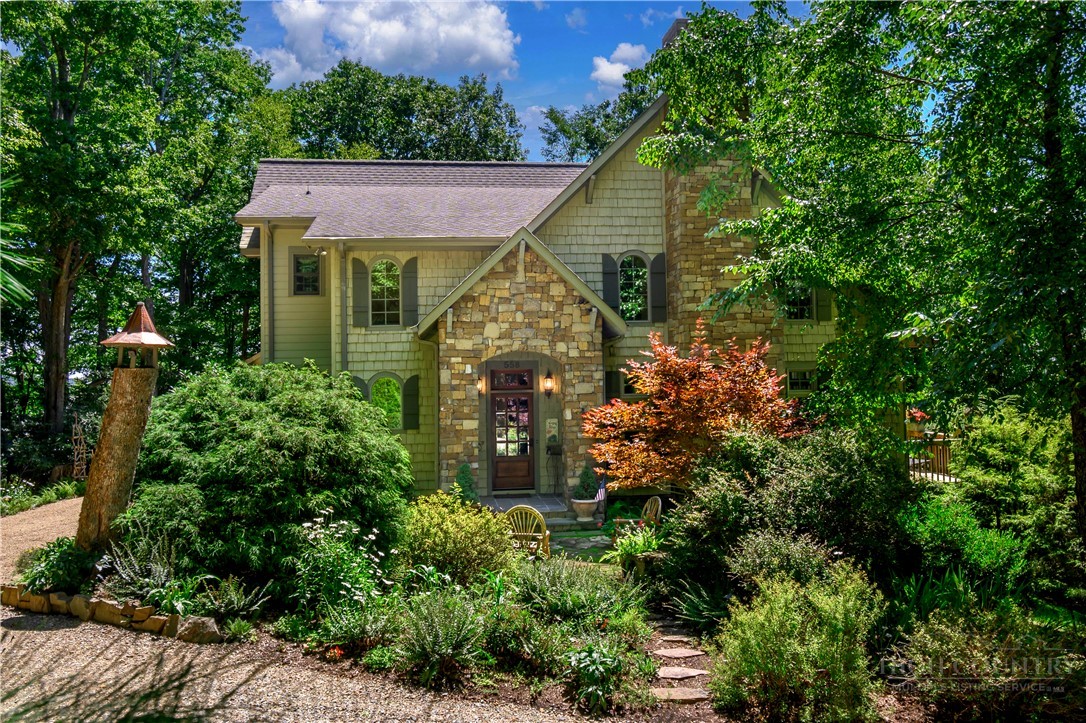 558 Husky Mountain Road — photo