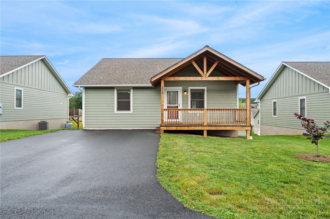 555 Townhomes Place 555 — photo