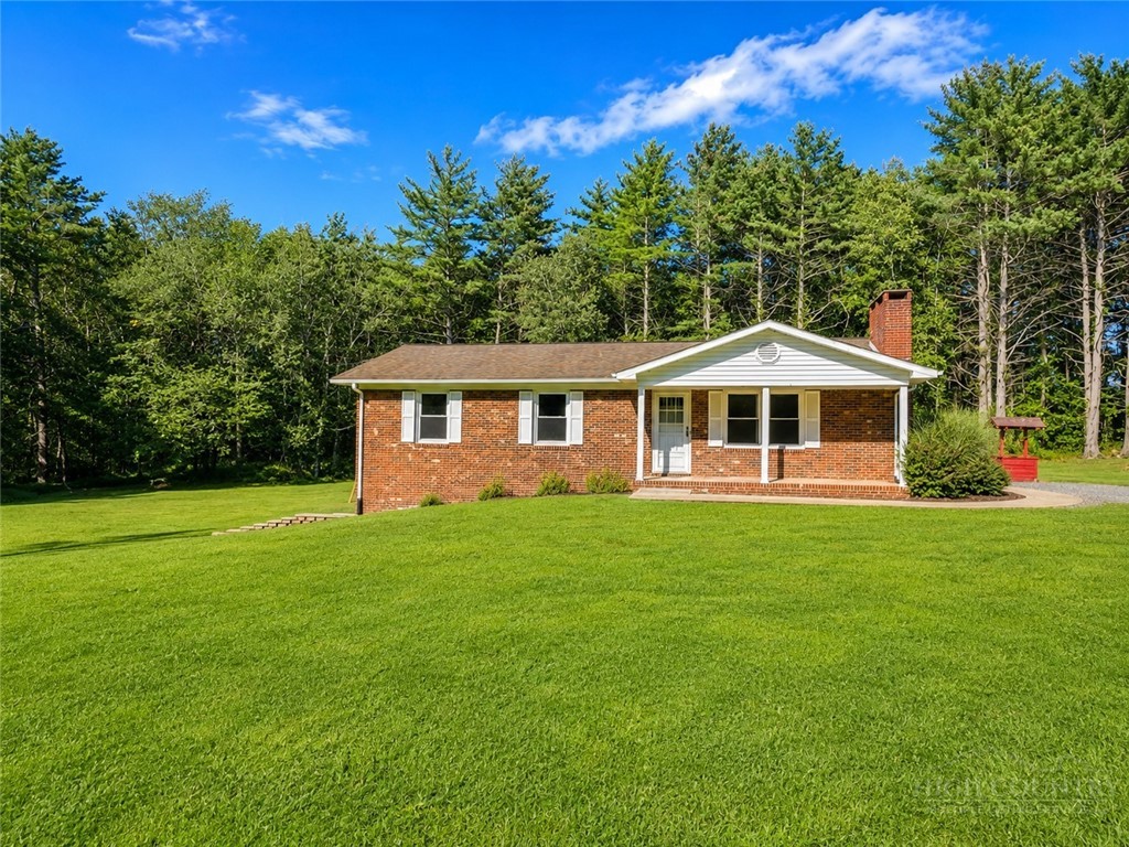 132 Oakdale Road — photo