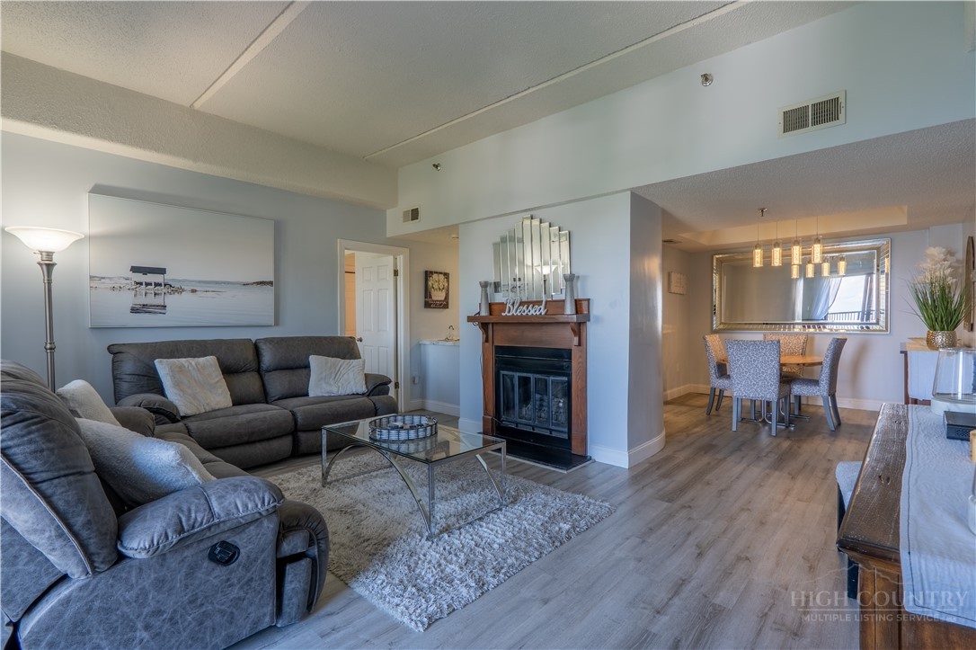 303 Sugar Top Drive 2915 — photo