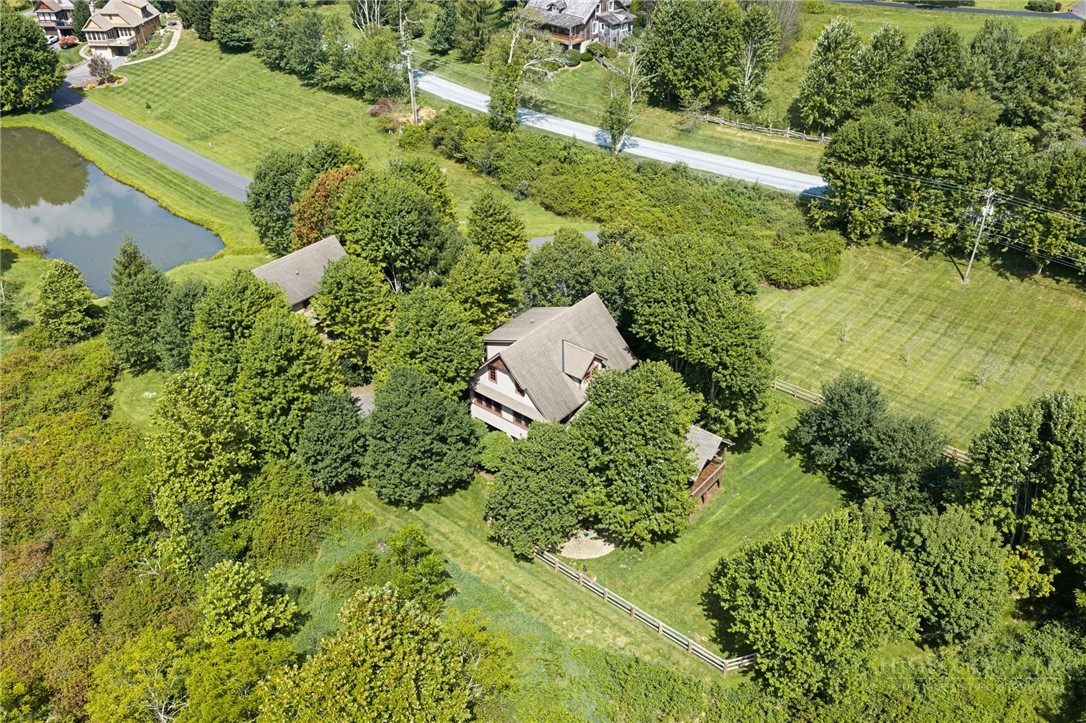206 Creekside Farm Road — photo