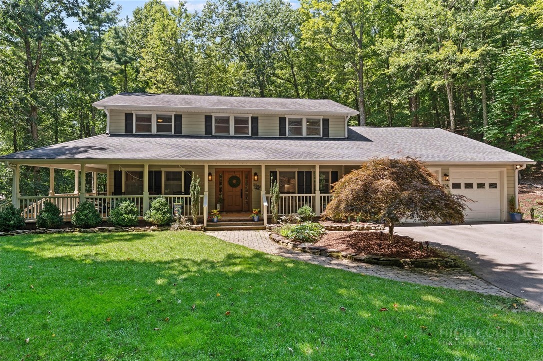 406 Deerfield Forest Parkway — photo