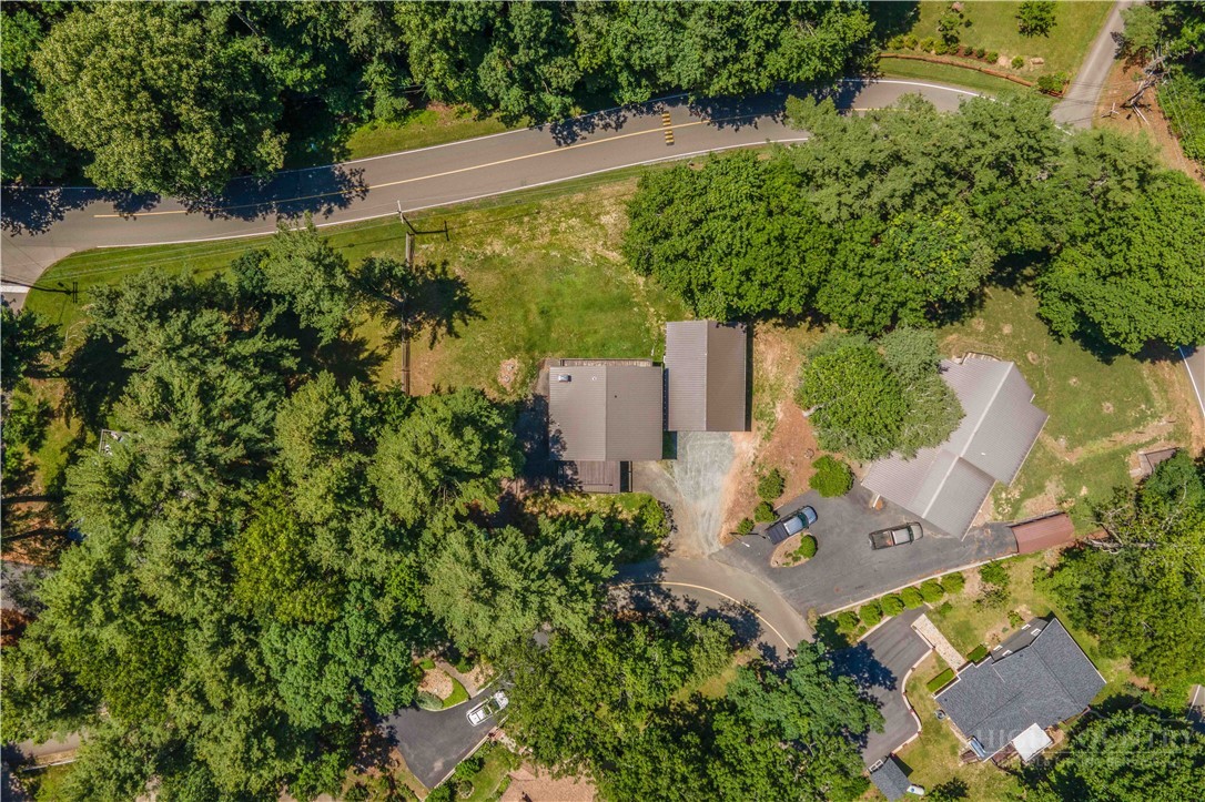 81 Pine Tree Drive, Roaring Gap, NC 28668 — photo 2