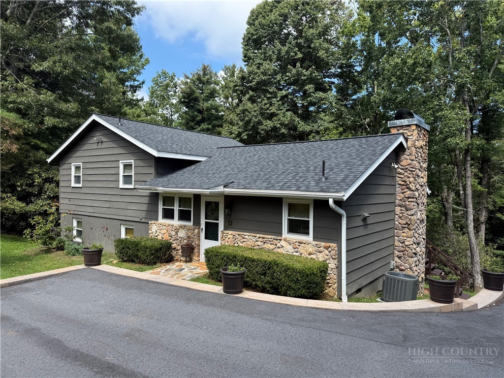 95 Pine Tree Drive, Roaring Gap, NC 28668 — photo 3