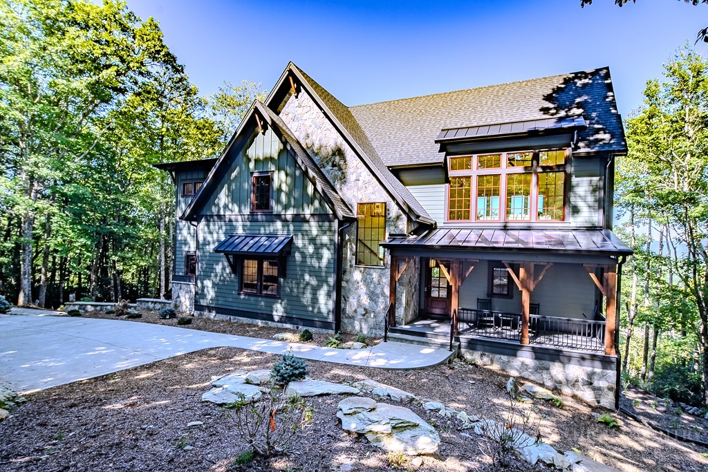 1190 Grandview Drive Extension — photo