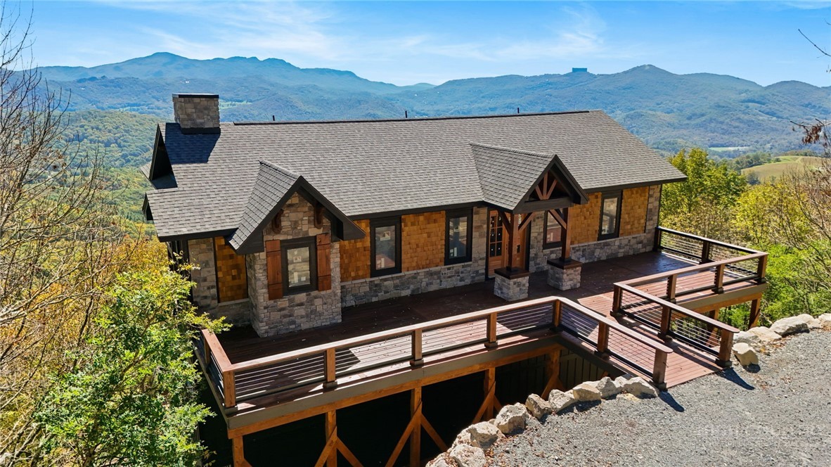 510 Fox Run Rd — photo