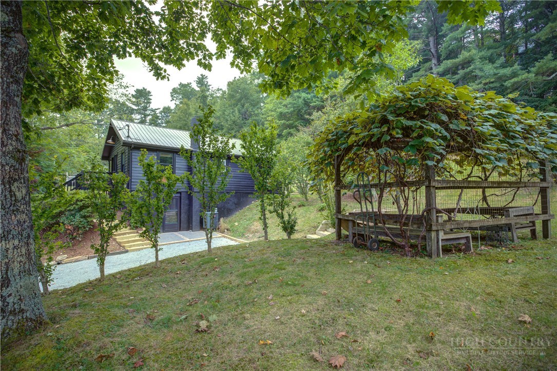 712 Ransom Street — photo