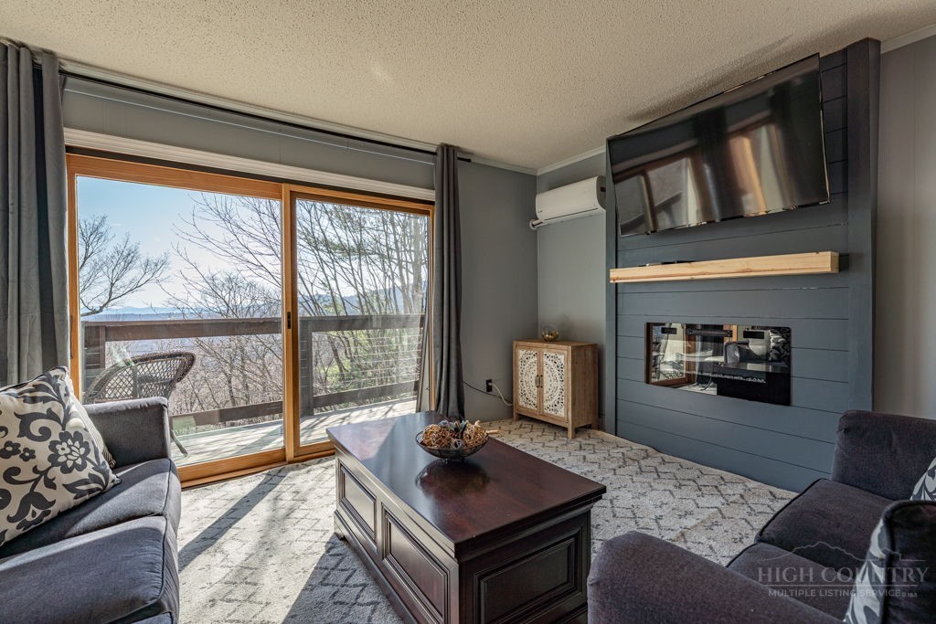 101 Upper Holiday Lane H332 — photo