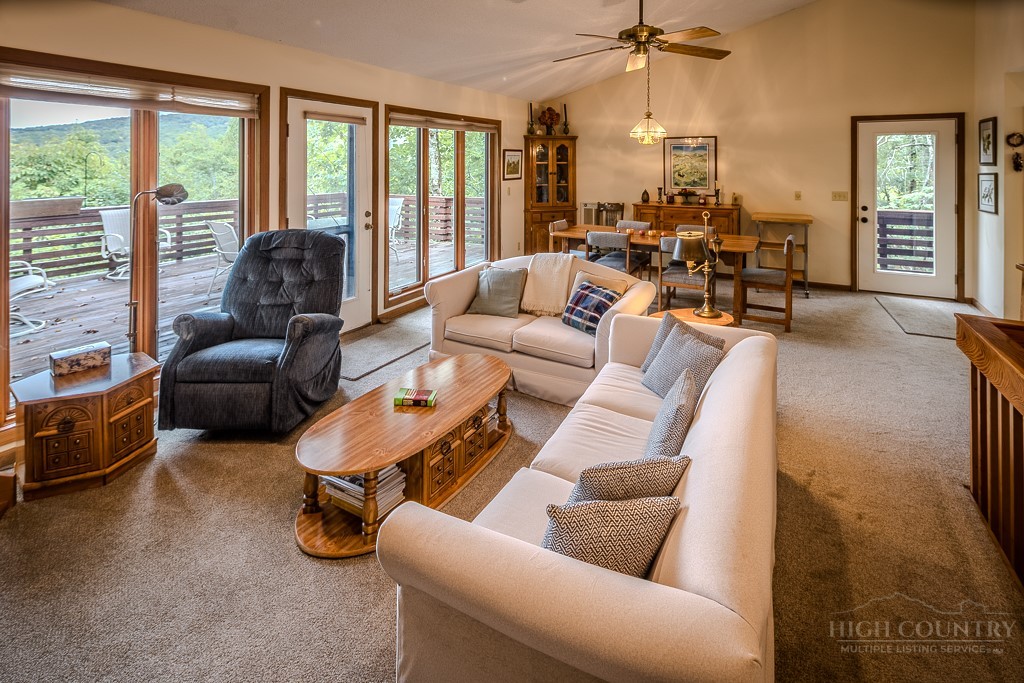 106 Grassy Gap Loop Road, Beech Mountain, NC 28604 — photo 3