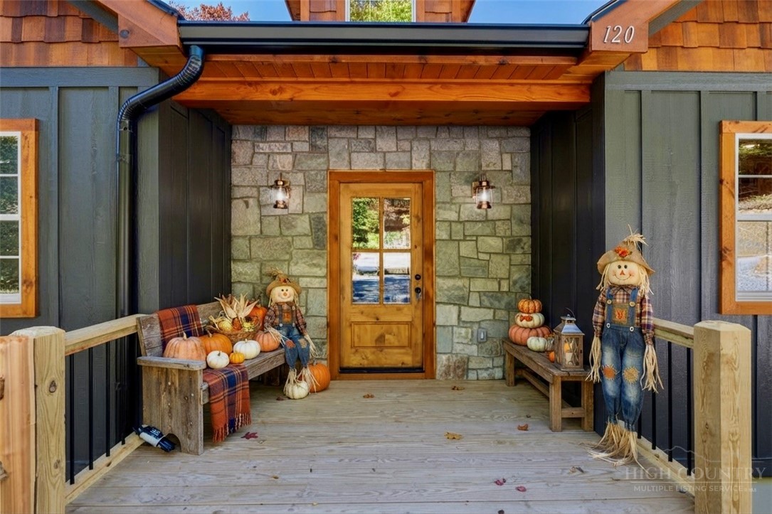 120 Aster Trail, Beech Mountain, NC 28604 — photo 2