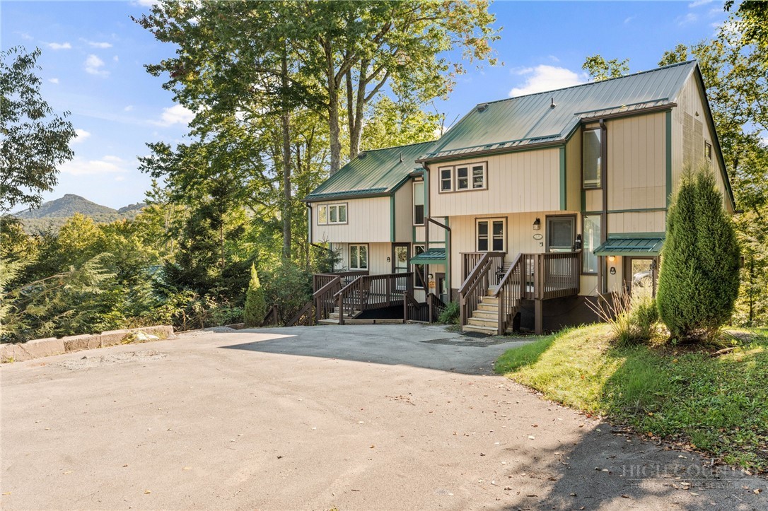 1443 Sugar Mountain Drive G36 — photo