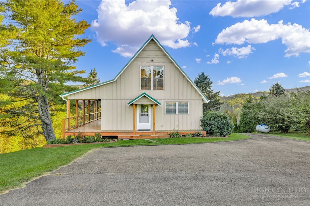 21 Pit Row, Laurel Springs, NC 28644 | Realty.com