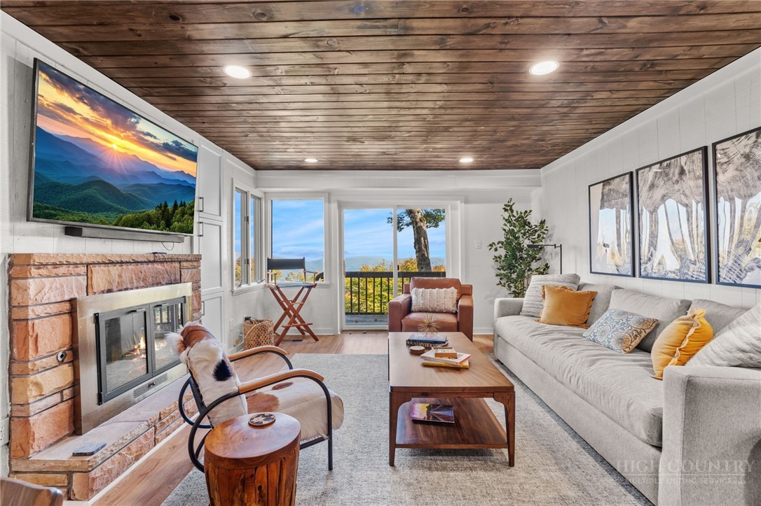 220 Northridge Road Unit 25 — photo