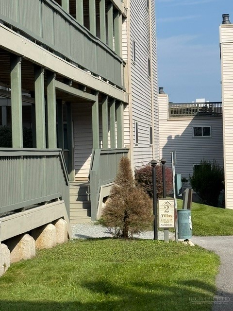 301 Pinnacle Inn Road Unit 2205 — photo