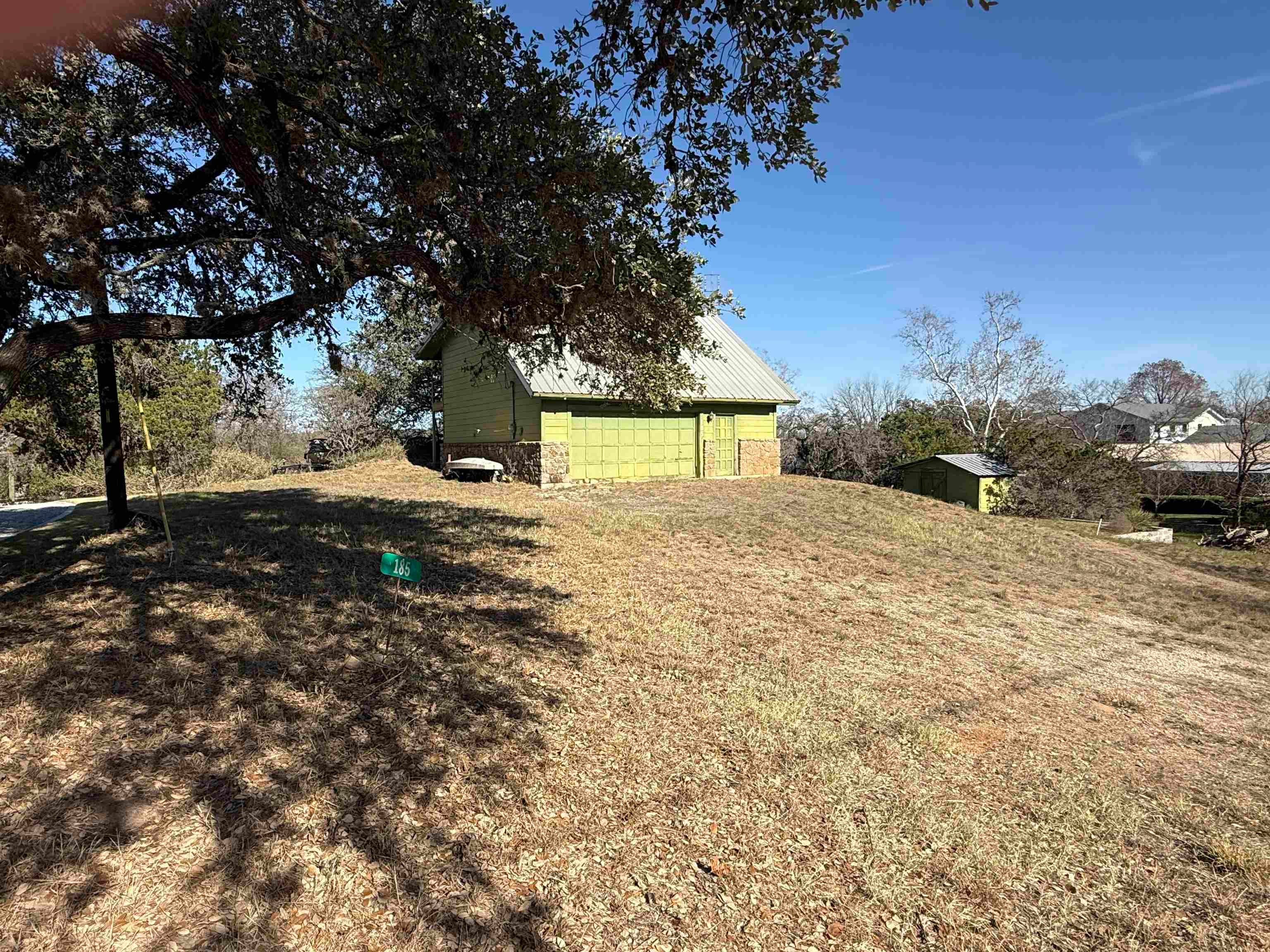 185 Roadrunner Lane — photo