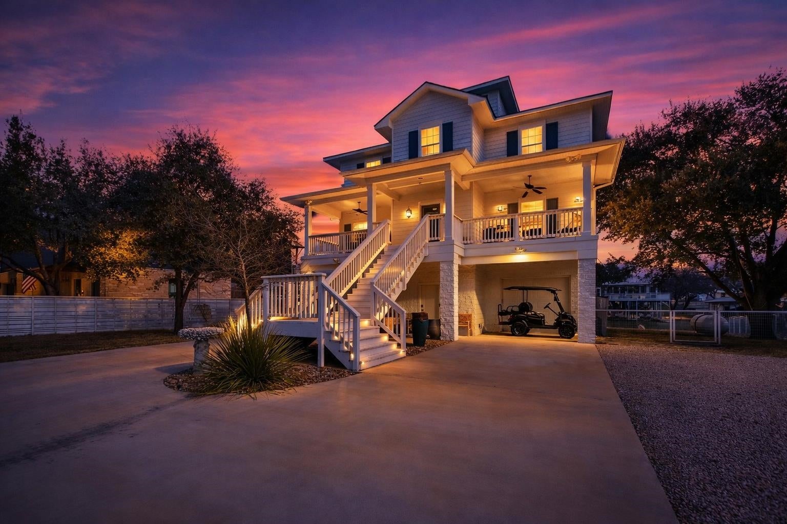513 Oleander Dr — photo