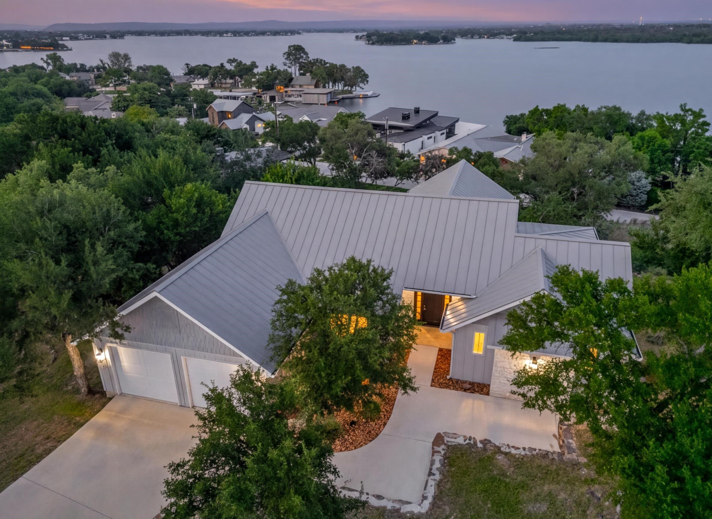 3413 Blue Lake Drive — photo