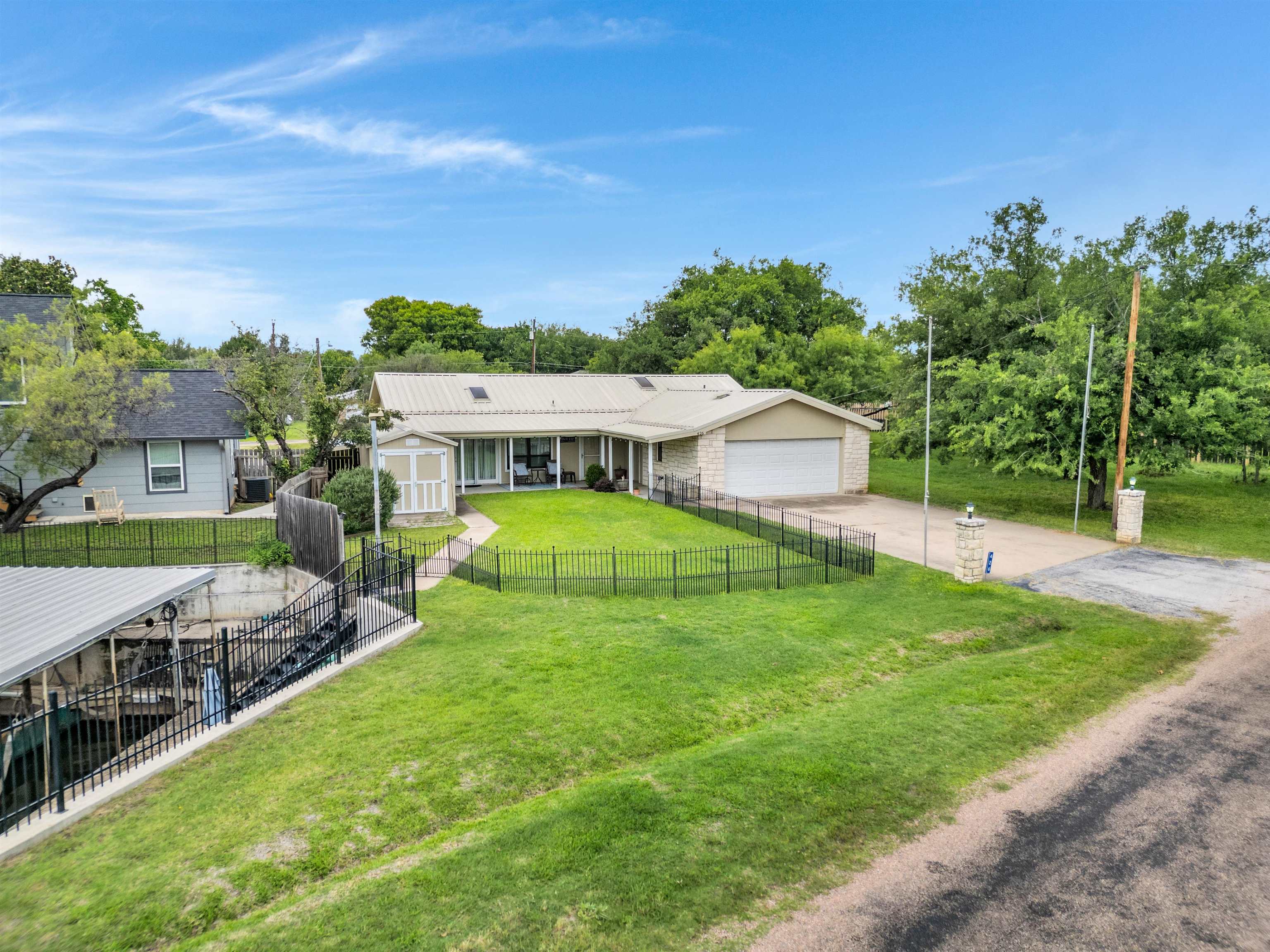 426 Circle Drive — photo