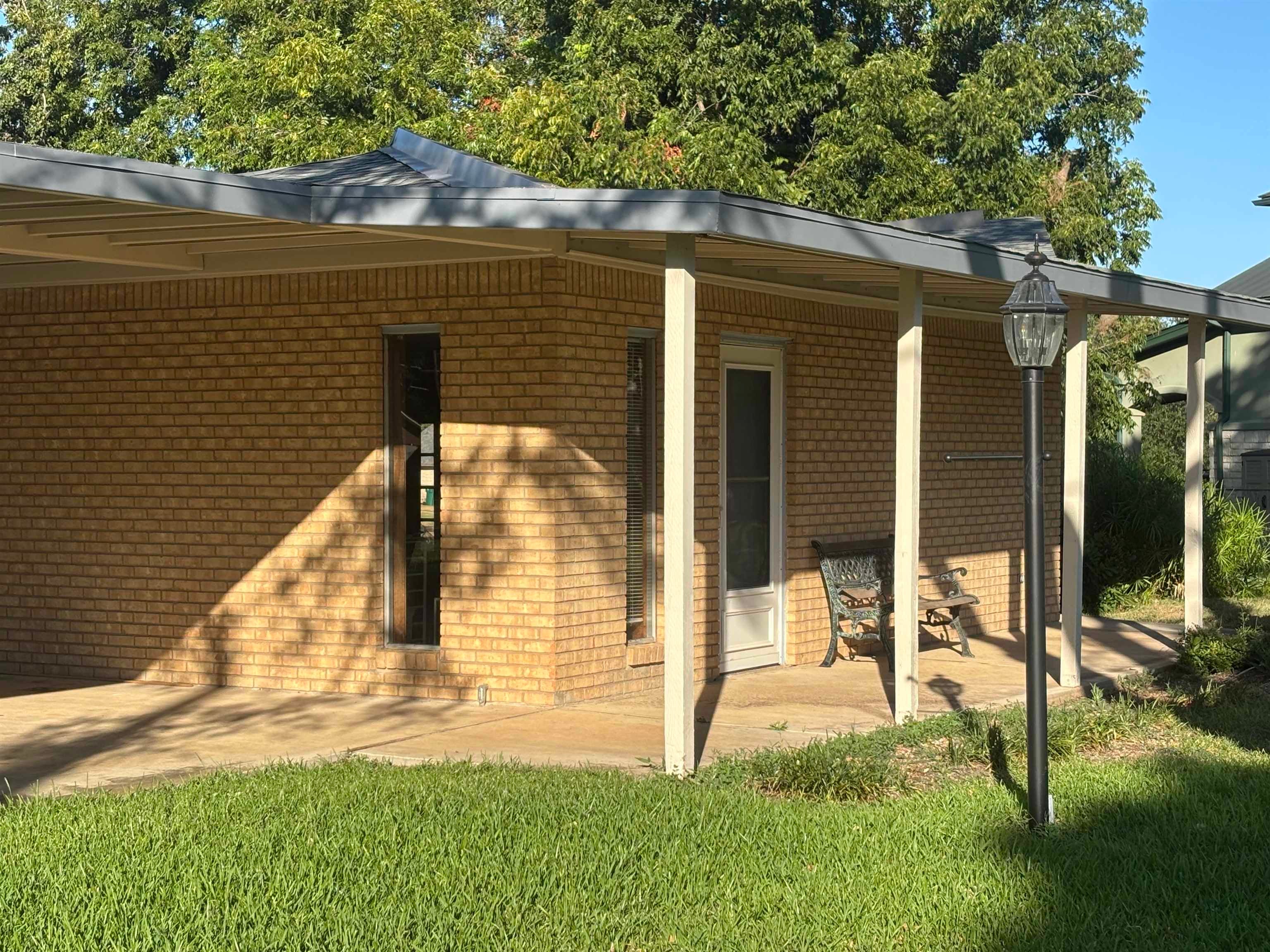 112 E Heron Drive — photo