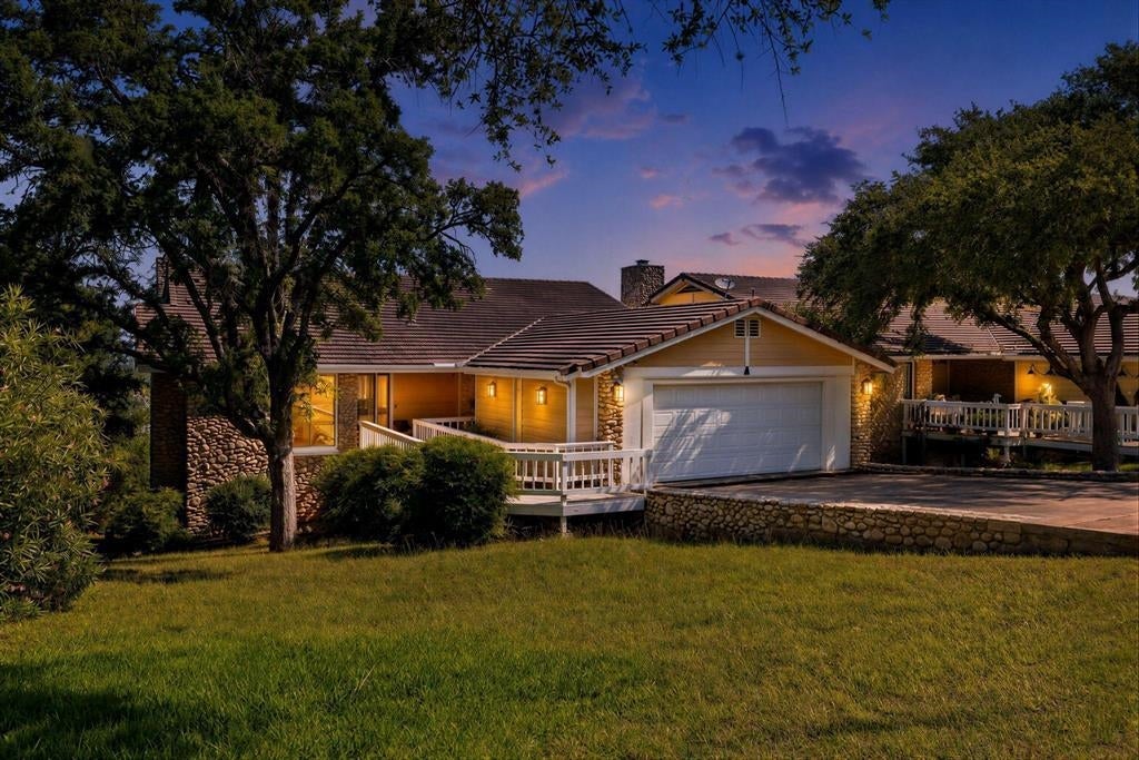 310 Dogie Drive — photo