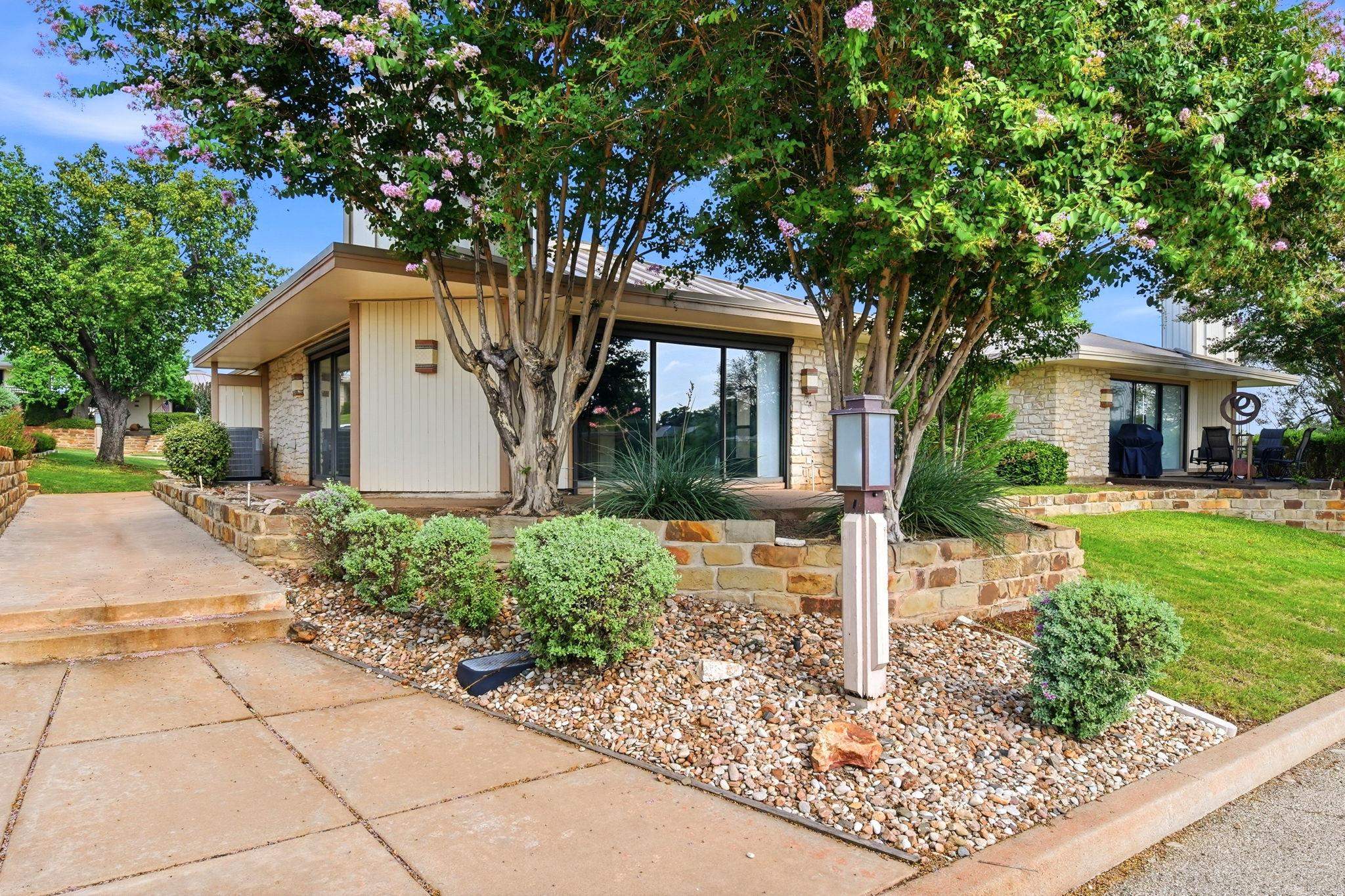1406 Broken Hills, Unit 7 — photo