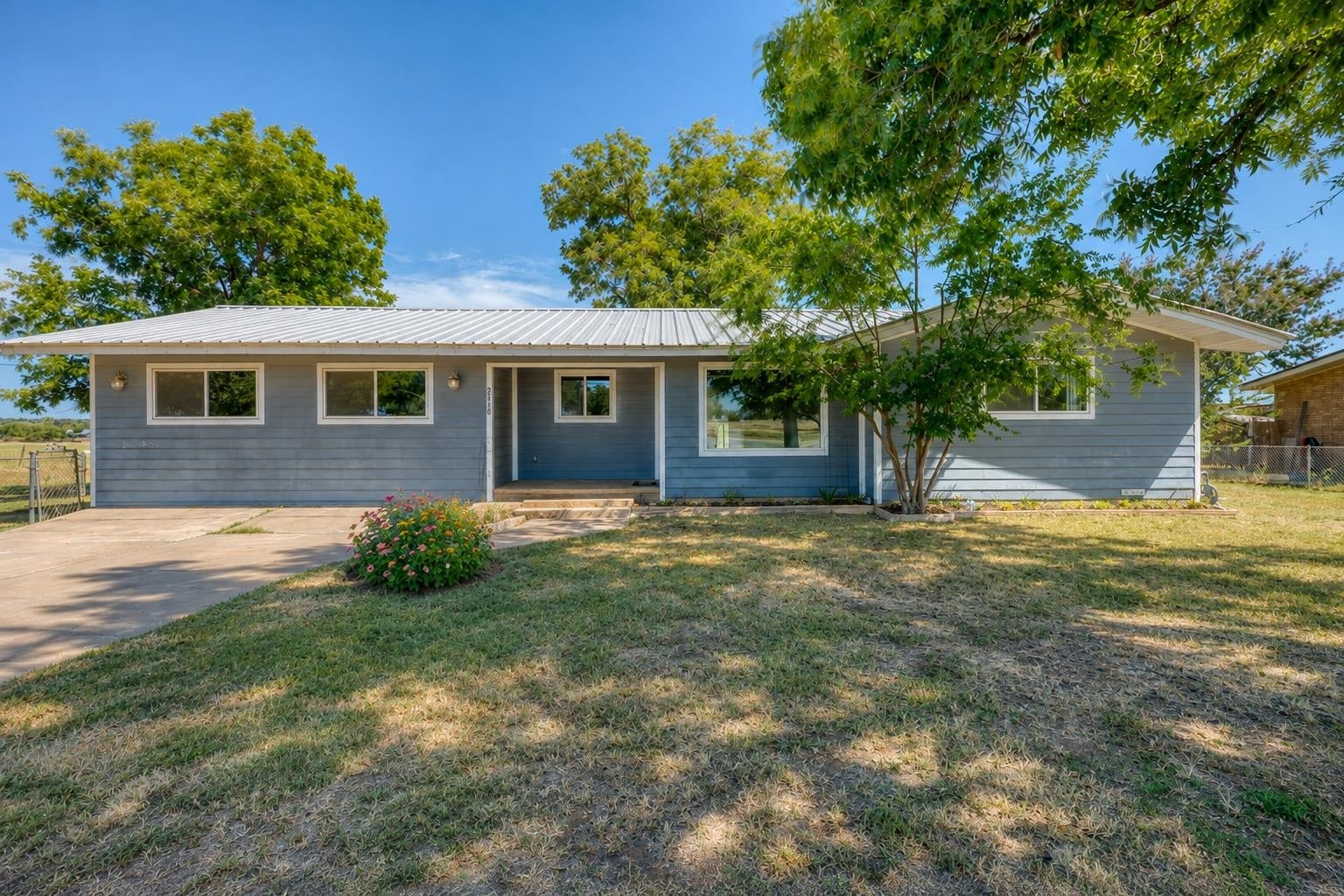 1207 W Haynie Street — photo