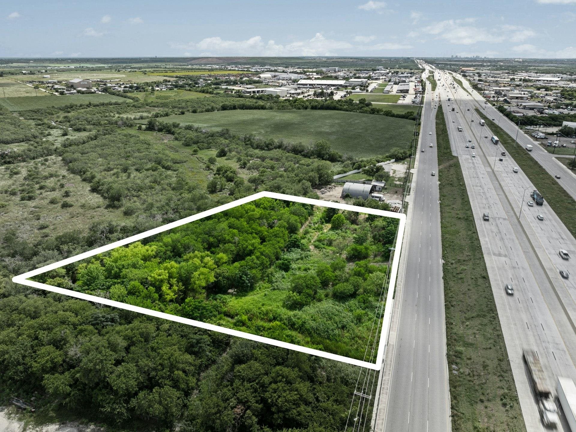 9380 Interstate 10 E, Out of Area, TX 78109