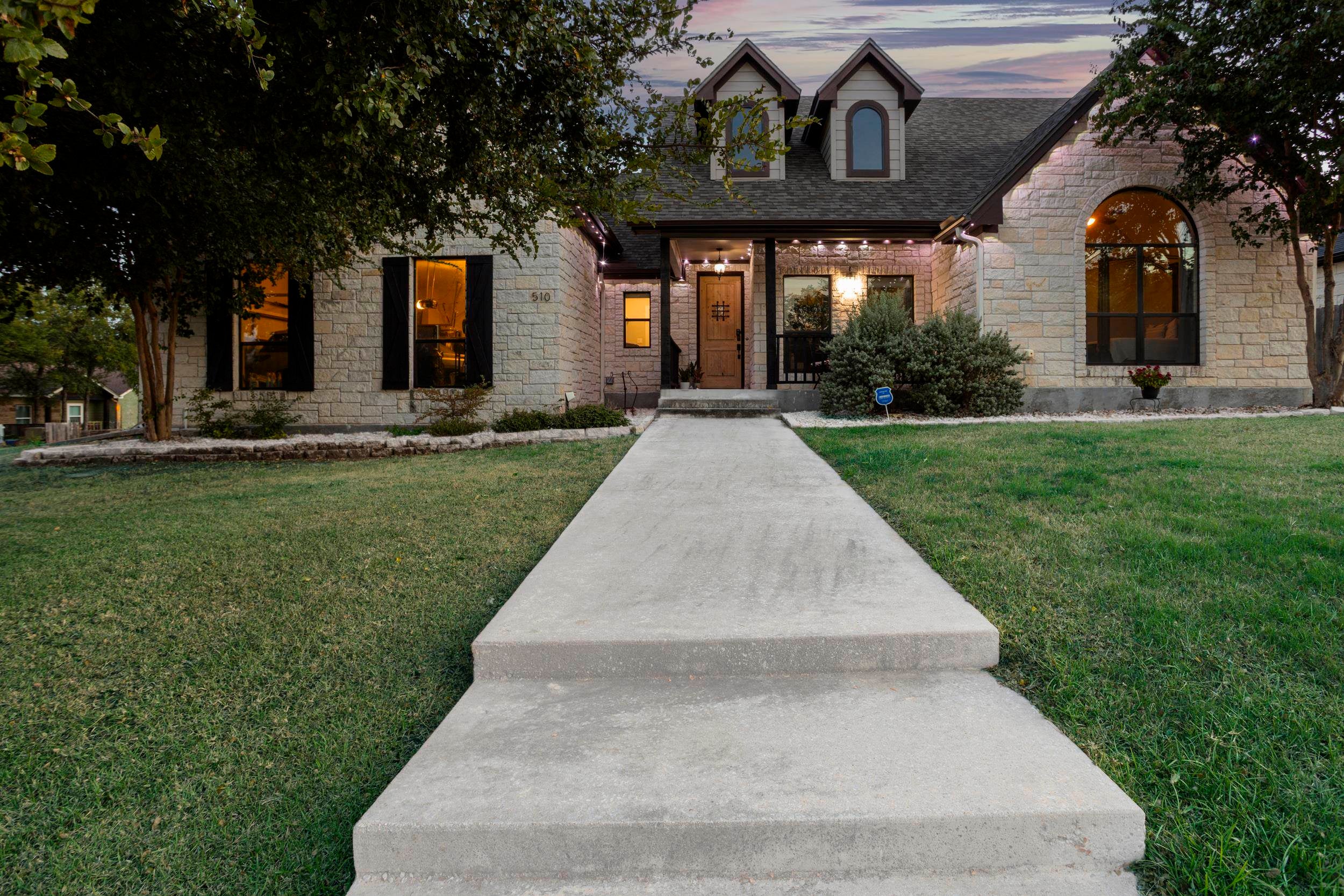 510 Woodland Park Drive — photo