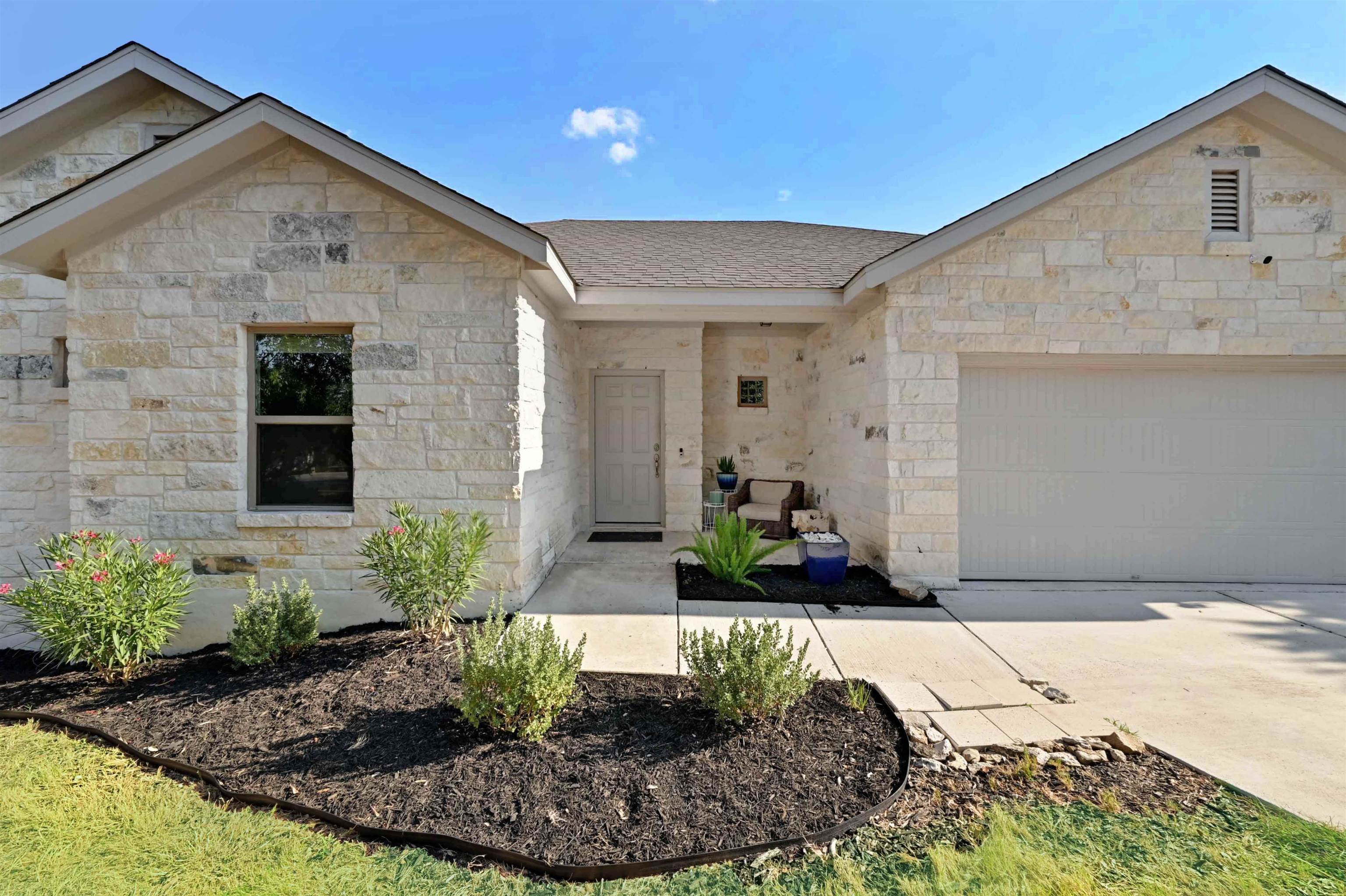 1302 Ponderosa Bend — photo