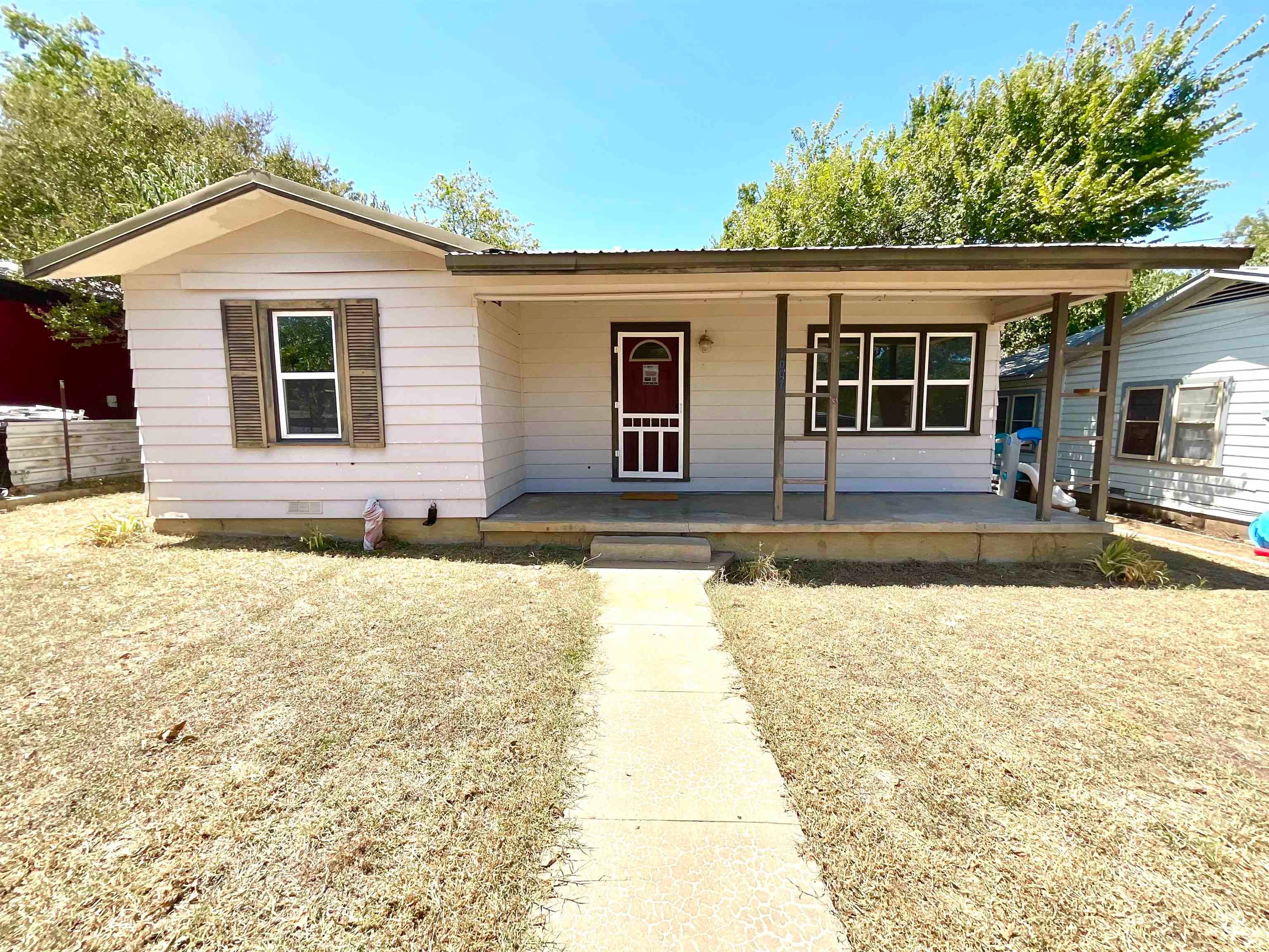 1007 Flag Street — photo