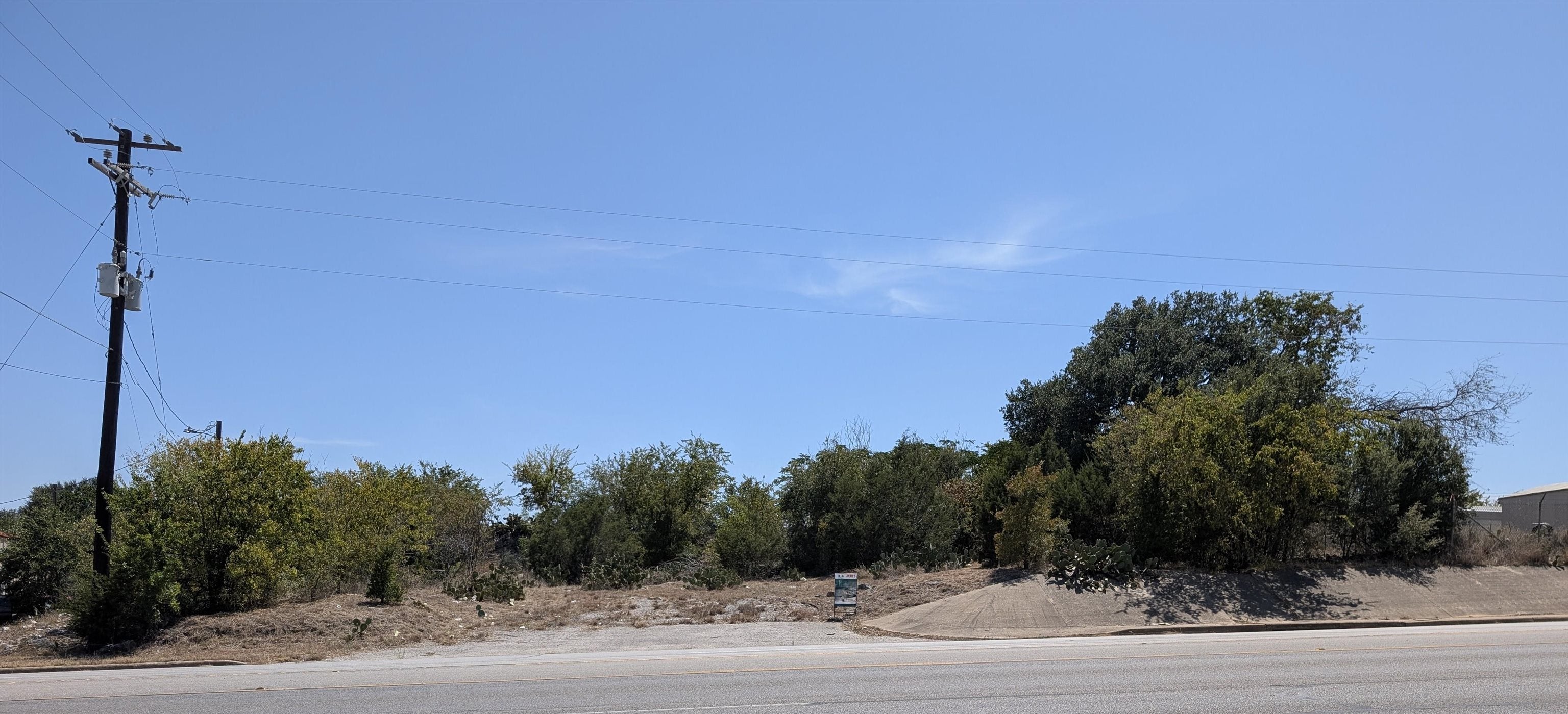 0 Hilltop — photo