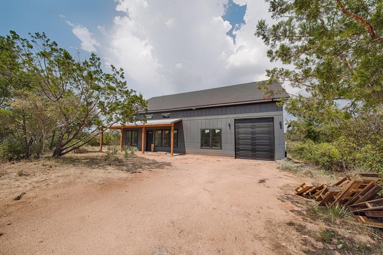 126 W Briarway Drive — photo