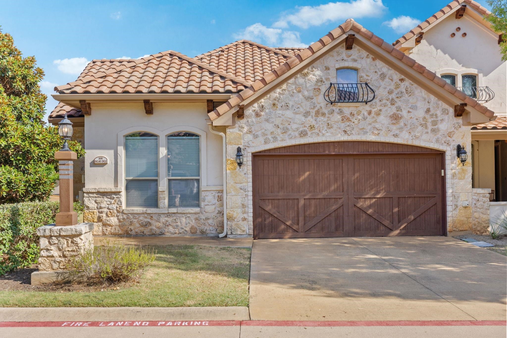 306 Enclave Circle — photo