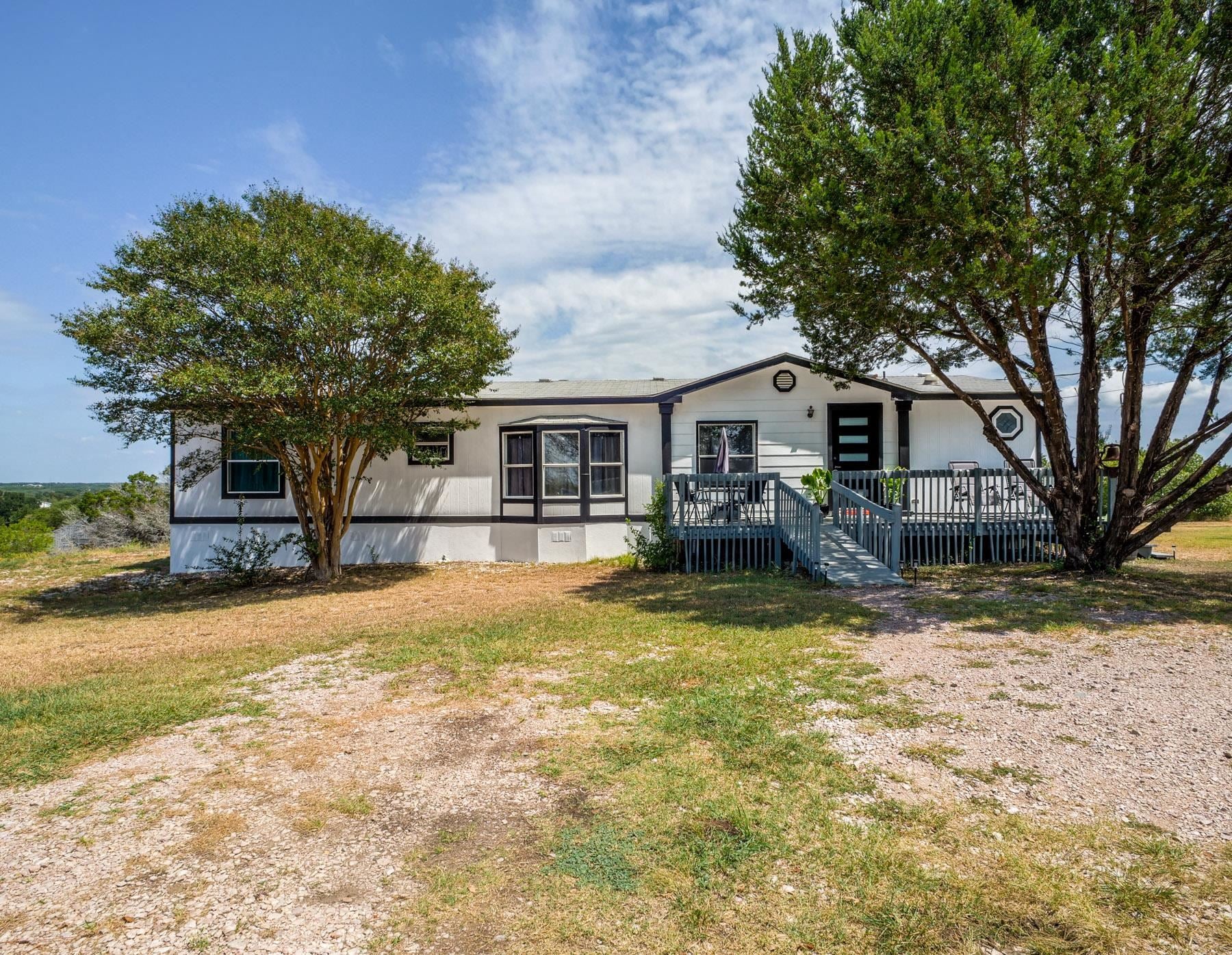 327 County Road 332 — photo