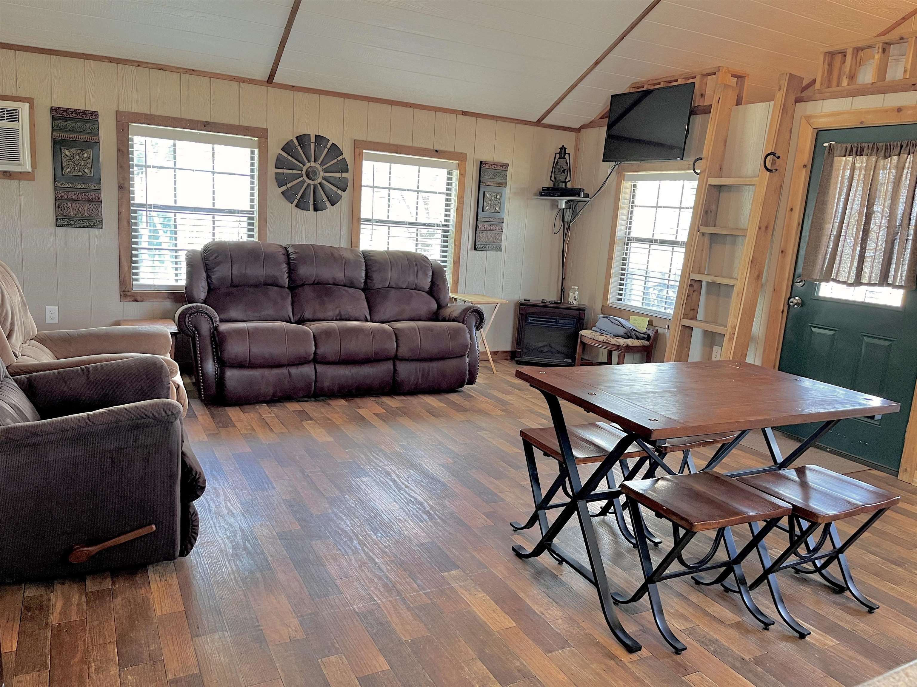 175 Elmer, Llano, TX 78643 — photo 2