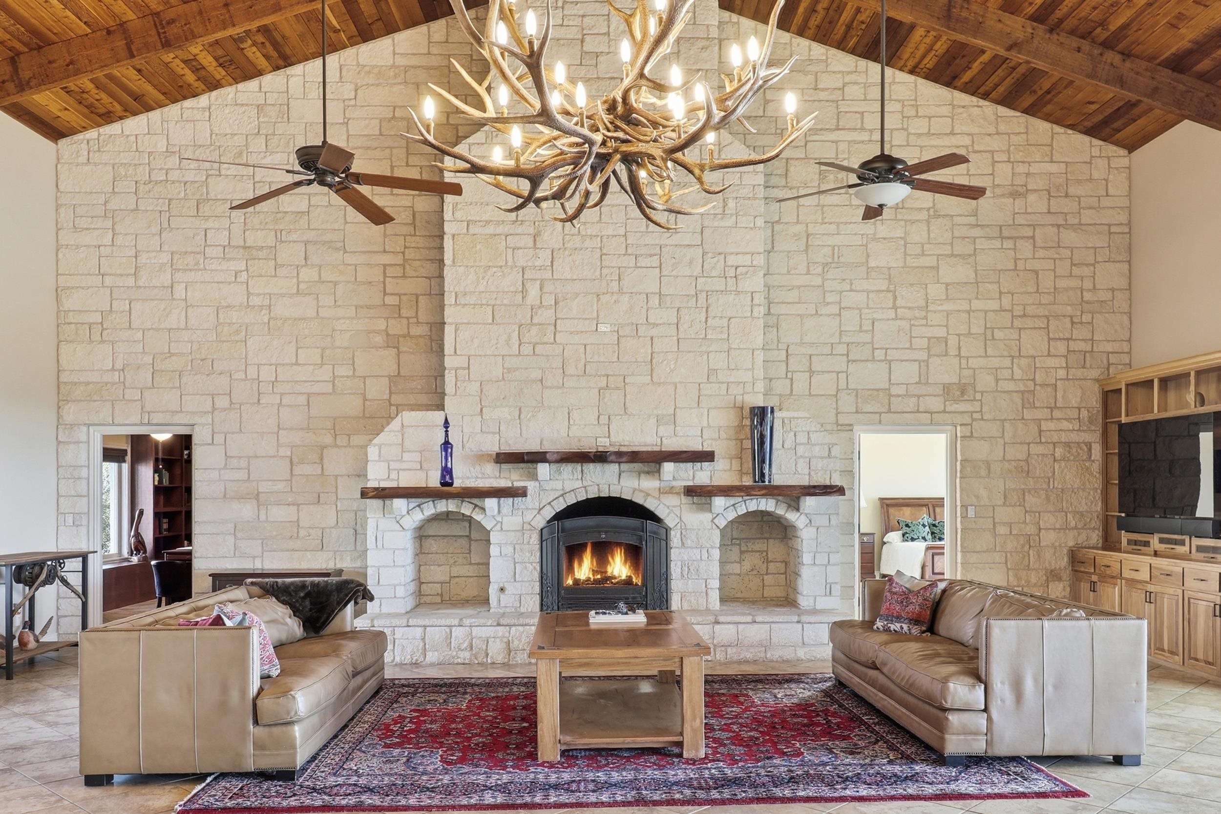 450 Threadgill Ranch Road, Burnet, TX 78611 — photo 3