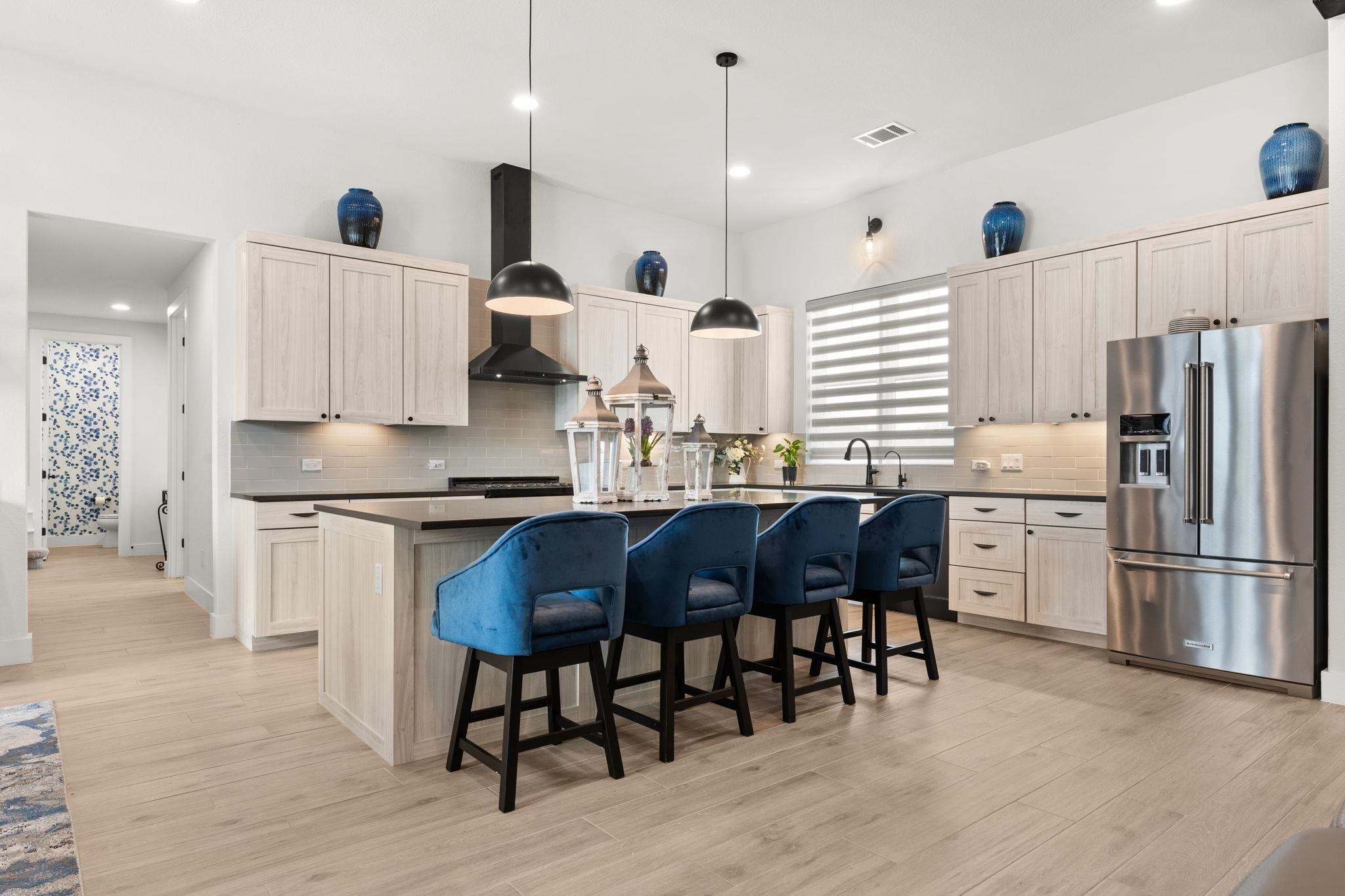 305 Spicewood Trails Dr — photo