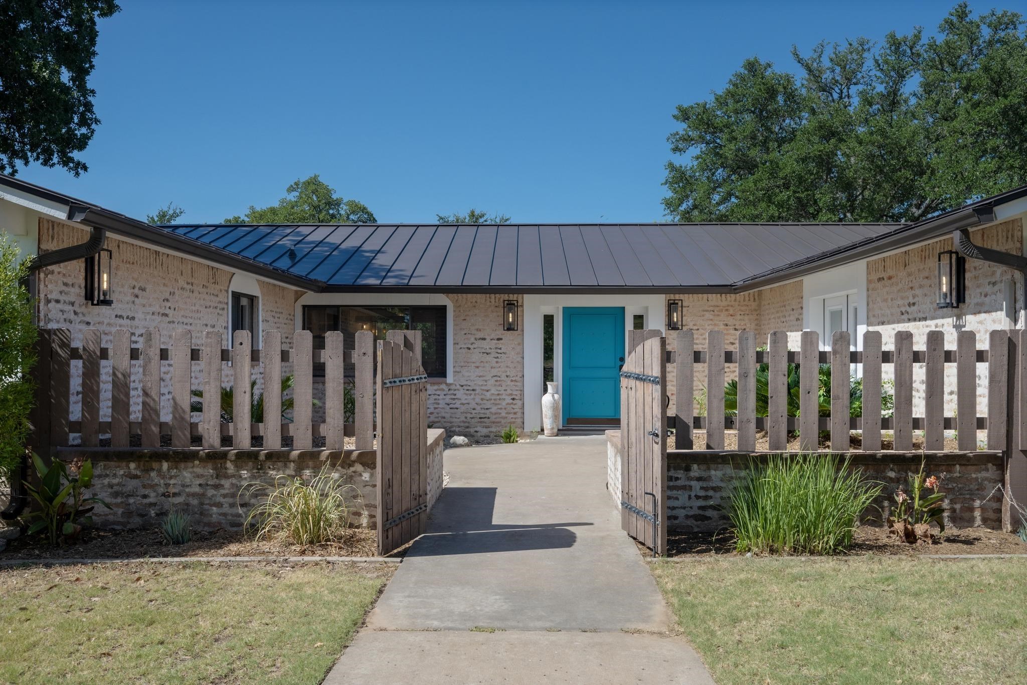 101 Third Sid, Horseshoe Bay, TX 78657 — photo 3