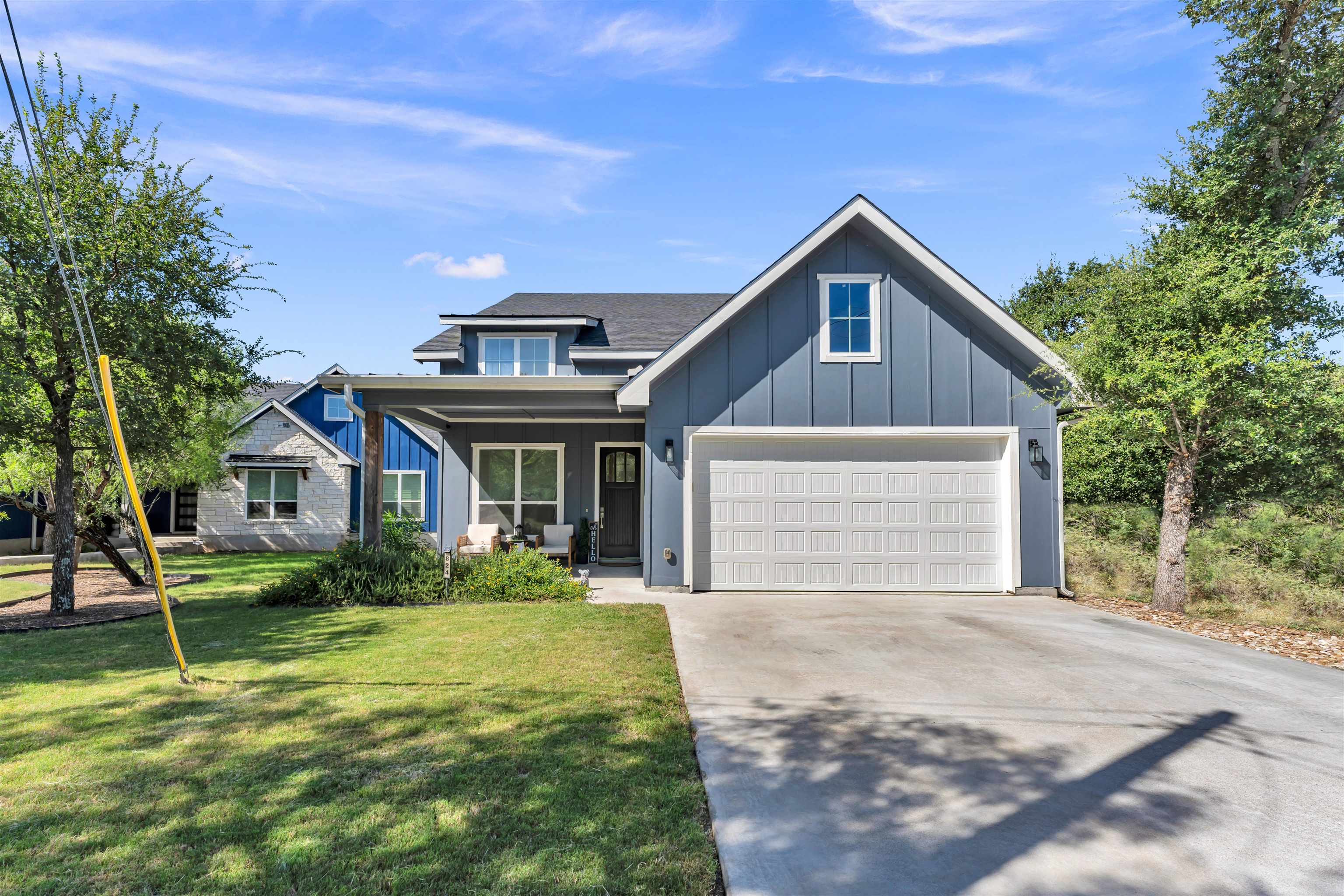 824 Woodland Hills Dr — photo