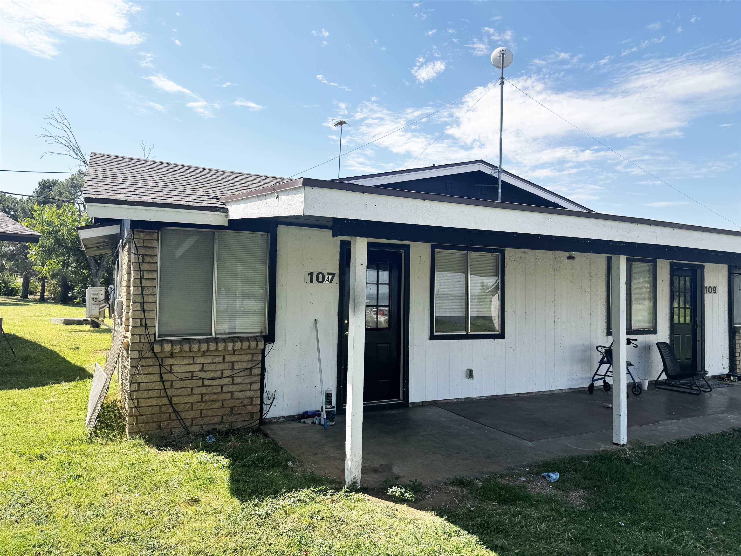 107 Logan Drive — photo